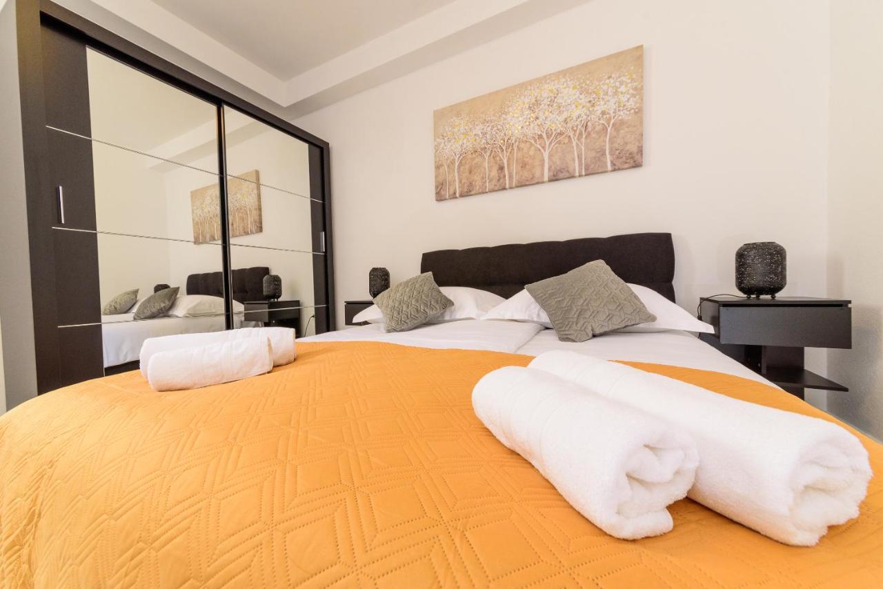 Apartmani Bokin Bol Bagian luar foto